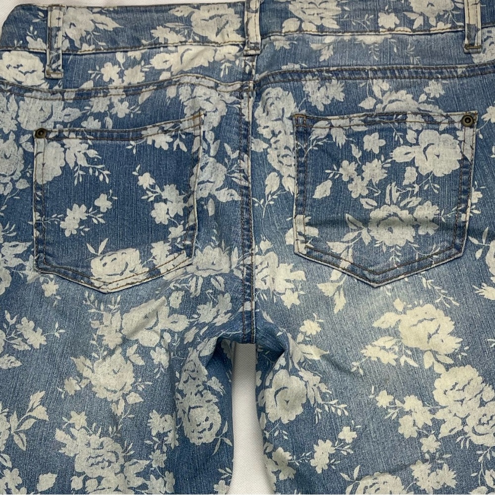 𝐗𝐗𝐈 𝐅𝐋𝐎𝐑𝐀𝐋 𝐒𝐊𝐈𝐍𝐍𝐘 𝐋𝐄𝐆 𝐃𝐄𝐍𝐈𝐌 - Picture 6 of 10